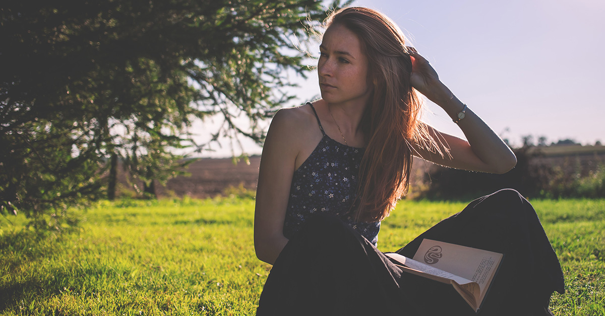 4 książki psychologiczne, które warto zabrać na długi weekend.