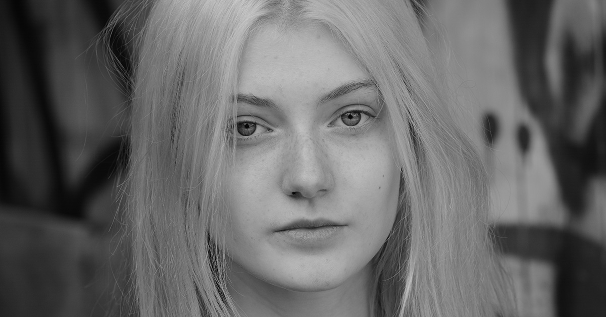 Jesteś nieszczęśliwa? A może brakuje Ci po prostu pewności siebie?