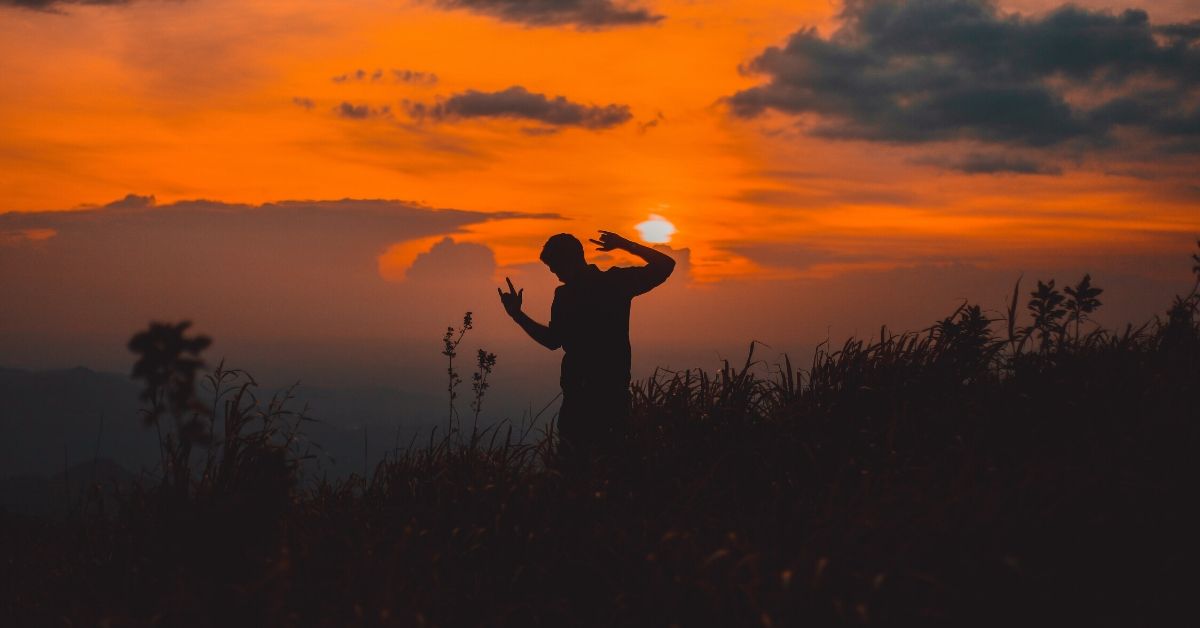 Zanim zmienisz to KIM jesteś, musisz zmienić to CO robisz.